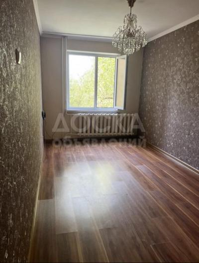 Продаю 3-комнатную квартиру, 63кв. м., этаж - 3/4, 7 мкр.