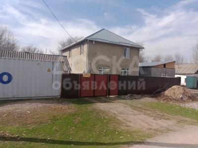 Продаю дом 6-ком. 170кв. м., этаж-2, 16-сот., стена кирпич, Село Лесное .