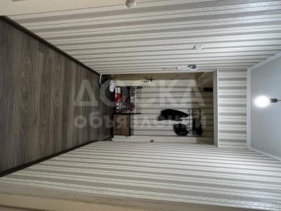 Продаю 2-комнатную квартиру, 43кв. м., этаж - 3/5, Аламедин 1.