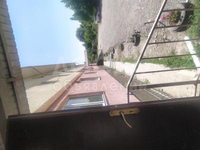 Продаю 1-комнатную квартиру, 24кв. м., этаж - 2/2, Жибек-Жолу Осмонкула ул Древесная .