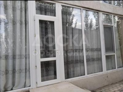 Продаю 1-комнатную квартиру, 40кв. м., этаж - 1/3, Село Боконбаево.