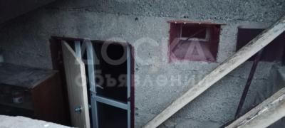 Продаю дачу 6-ком. 113кв. м., этаж-2, 5-сот., стена кирпич, Аламидинский район,село кара-джигач,(завхоз ала-тоо)дача меховщи.