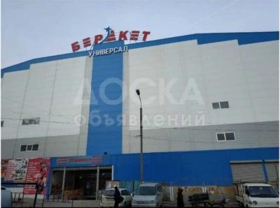 Продаю торговое помещение  5кв. м., Ошский рынок .