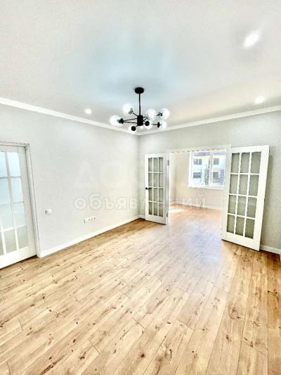 Продаю 1-комнатную квартиру, 48кв. м., этаж - 9/9, Юж Магистраль\Токтоналиева.