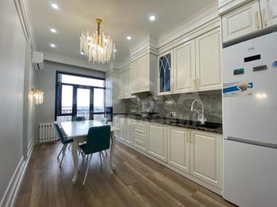 Продаю 3-комнатную квартиру, 104кв. м., этаж - 12/14, Юж Магистраль\Чынгыз Айтматов.