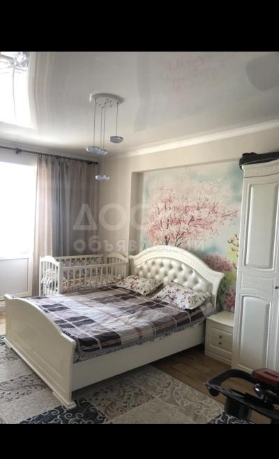 Продаю 3-комнатную квартиру, 96кв. м., этаж - 10/10, Моссовет.