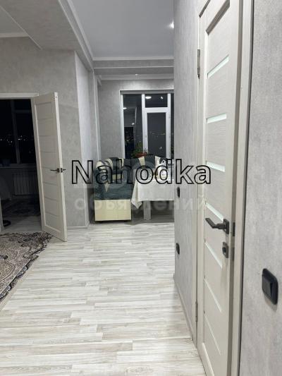 Продаю 1-комнатную квартиру, 43кв. м., этаж - 7/10, р-он Аламедин-1.