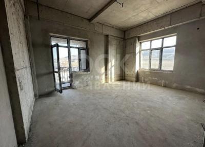 Продаю 1-комнатную квартиру, 52кв. м., этаж - 2/10, Асанбай мкр .