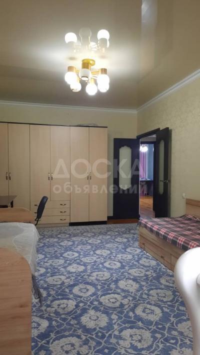 Продаю 3-комнатную квартиру, 62кв. м., этаж - 4/5, Аламедин-1.