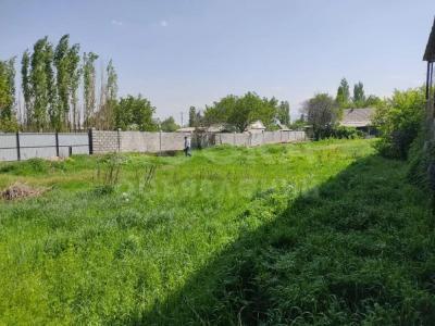 Продаю участок под строительство, 18 соток в начале Новопавловки.