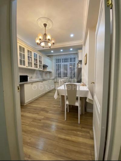 Продаю 2-комнатную квартиру, 75кв. м., этаж - 2/12, Джал.