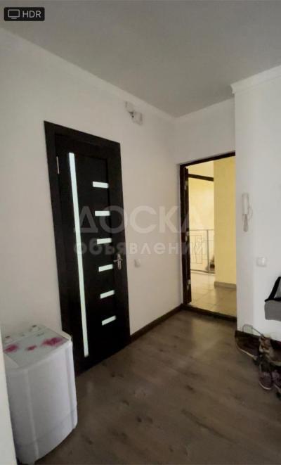 Продаю 1-комнатную квартиру, 53кв. м., этаж - 3/3, Кенсуйская 17.