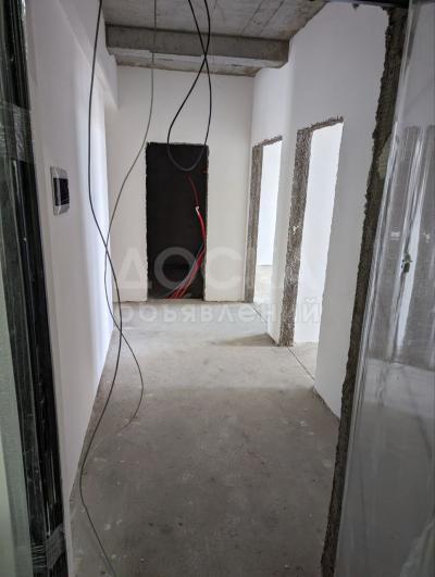 Продаю 2-комнатную квартиру, 68кв. м., этаж - 9/12, мкр Асанбай.