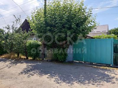 Продаю полдома 3-ком. 45.5кв. м., этаж-1, 2-сот., стена саман, Гагарина/Ферганская.