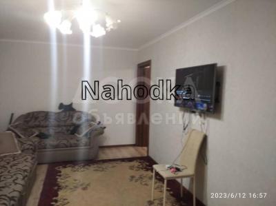 Продаю 2-комнатную квартиру, 43кв. м., этаж - 2/4, ул. Кольбаева.