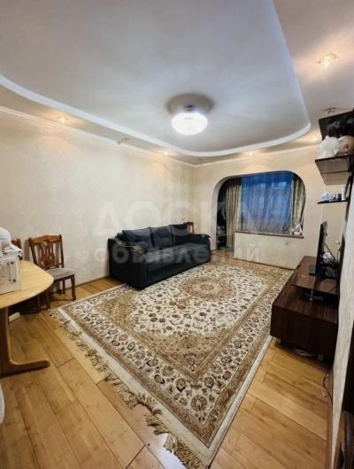 Продаю 2-комнатную квартиру, 74кв. м., этаж - 4/9, Восток-5 .