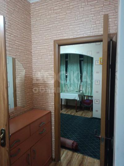 Продаю 1-комнатную квартиру, 45кв. м., этаж - 6/9, восточный автовокзал .