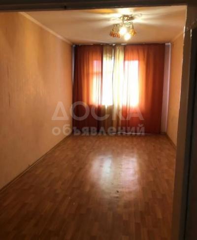 Продаю 4-комнатную квартиру, 78кв. м., этаж - 4/5, Чокморова 246.