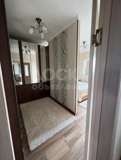 Продаю 4-комнатную квартиру, 105кв. м., этаж - 9/9, 11 мкр.