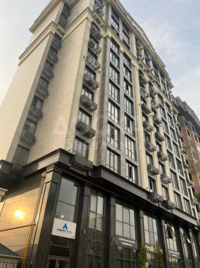 Продаю 1-комнатную квартиру, 47кв. м., этаж - 6/12, 6 мкр.