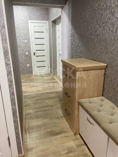 Продаю 2-комнатную квартиру, 61кв. м., этаж - 10/10, Проспект Чынгыза Айтматова, 82а.