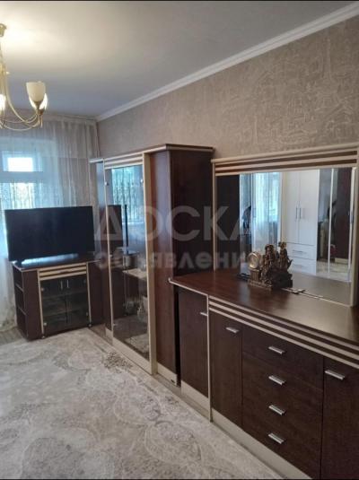 Продаю 1-комнатную квартиру, 32кв. м., этаж - 3/4, 11 мкр.