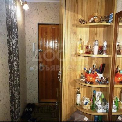 Продаю 3-комнатную квартиру, 58кв. м., этаж - 4/4, 7 мкр.