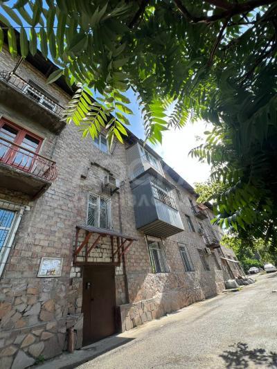 Продаю 3-комнатную квартиру, 72кв. м., этаж - 3/3, Совесткая/Фрунзе.