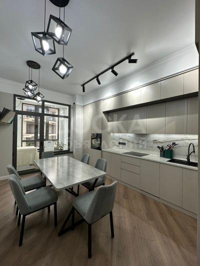 Продаю 3-комнатную квартиру, 104кв. м., этаж - 6/15, Юж Магистраль\Сухэ Батора.