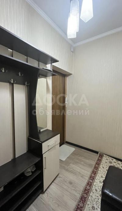 Продаю 4-комнатную квартиру, 97кв. м., этаж - 8/9, Джал .