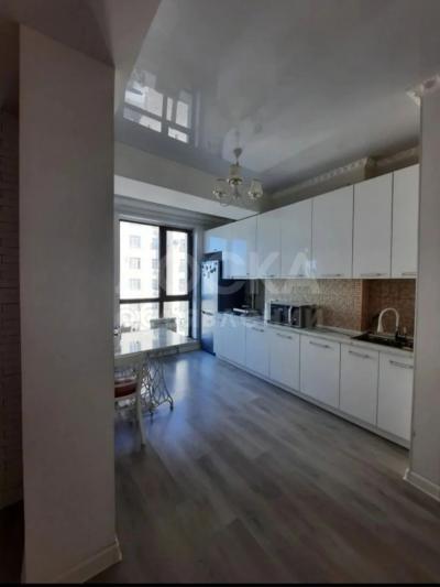 Продаю 2-комнатную квартиру, 54кв. м., этаж - 6/12, 5 мкр.