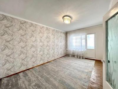 Продаю 1-комнатную квартиру, 34кв. м., этаж - 5/9, 5 мкр.