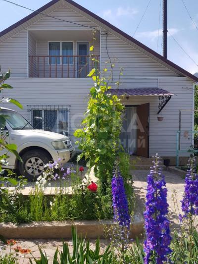 Продаю дом 5-ком. 150кв. м., этаж-2, 8-сот., стена кирпич, Иссык-Куль, Каджи-Сай.