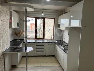 Продаю 3-комнатную квартиру, 69кв. м., этаж - 7/10, Джал Верхний.