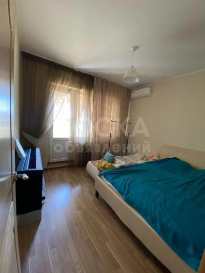 Продаю 3-комнатную квартиру, 105кв. м., этаж - 8/9, Улан-2.