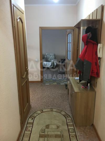 Продаю 2-комнатную квартиру, 65кв. м., этаж - 4/9, Исанова/Боконбаева.