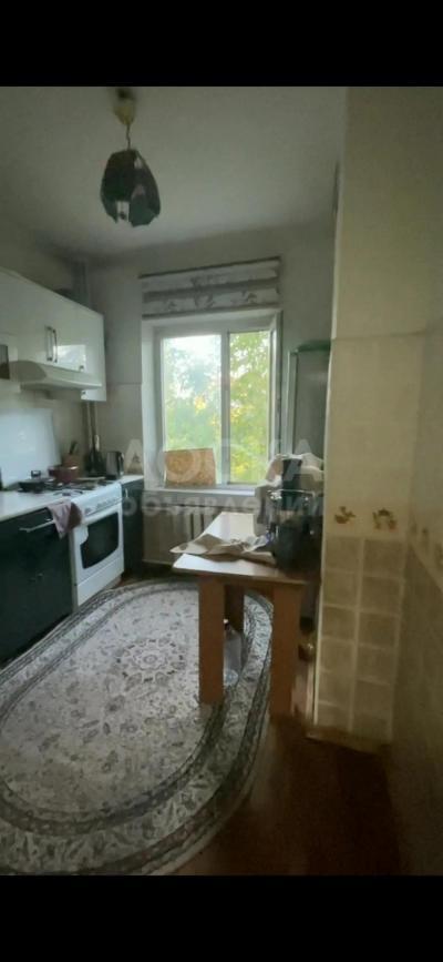 Продаю 3-комнатную квартиру, 68кв. м., этаж - 3/5, Лебединовка ул Мичурина.