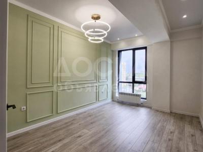 Продаю 3-комнатную квартиру, 95кв. м., этаж - 9/13, Бишкек парк.