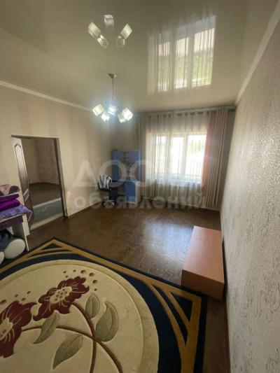 Продаю 1-комнатную квартиру, 43кв. м., этаж - 2/3, Церковь.