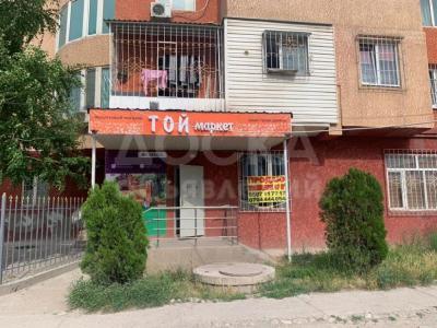 Продаю торговое помещение  68кв. м., Джал.