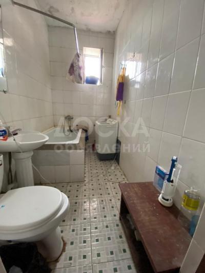 Продаю 3-комнатную квартиру, 65кв. м., этаж - 4/4, Джал .