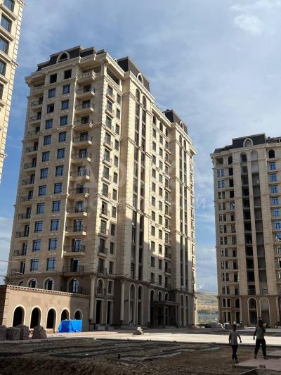 Продаю 4-комнатную квартиру, 126кв. м., этаж - 8/14, Берлинка/Магистраль.