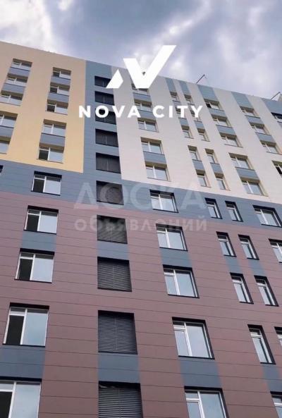 Продаю 2-комнатную квартиру, 69,6кв. м., этаж - 12/14, Горкого 1.