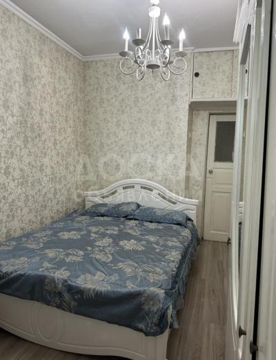 Продаю 3-комнатную квартиру, 63кв. м., этаж - 2/3, Баят.