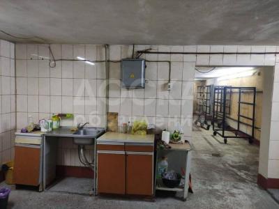 Продаю производственное помещение 400кв. м., с. Пригородное (недалеко от Ошского рынка).