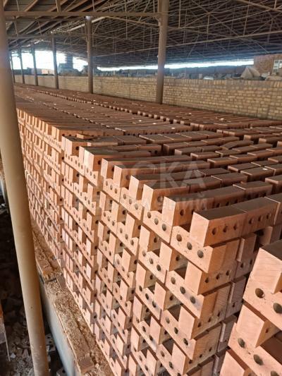 Продаем кирпич новый жжённый полубок качественный