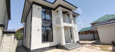 Продаю дом 5-ком. 200кв. м., этаж-2, 4-сот., стена другое, ж/м кок жар кок жайык 200.