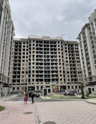 Продаю 2-комнатную квартиру, 61кв. м., этаж - 6/12, Асанбай.