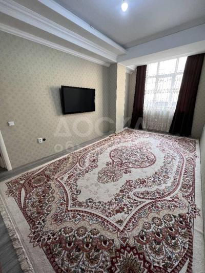 Продаю 2-комнатную квартиру, 67кв. м., этаж - 1/10, Район Асанбай (МАГИСТРАЛЬ) Калыя Молдобасанова 13 кв 2.