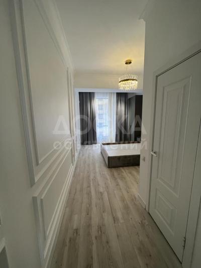 Продаю 3-комнатную квартиру, 107кв. м., этаж - 4/13, Токтогула/Исанова.